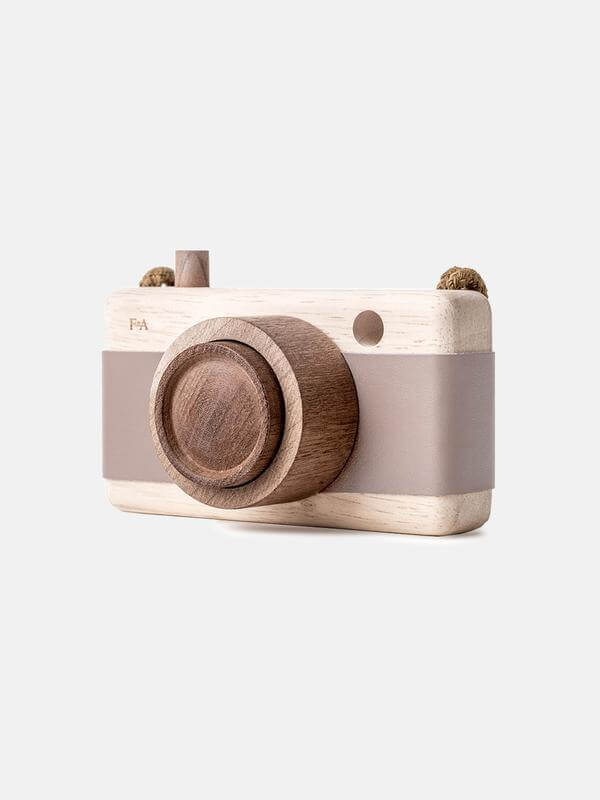Wooden Camera – Cat's Paw Pink